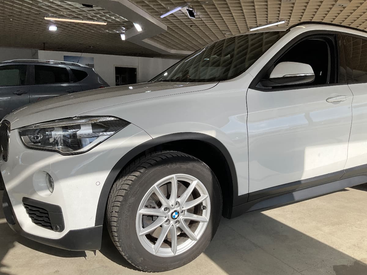 White BMW X1 sDrive20i Advantage from 2018